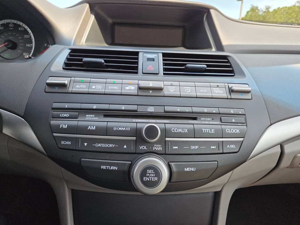 Used 2010 Honda Accord EX-L image 32