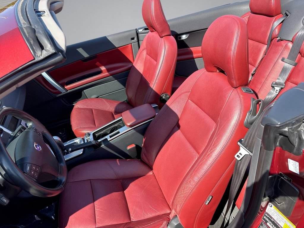 Used 2011 Volvo C70 T5 FWD image 13