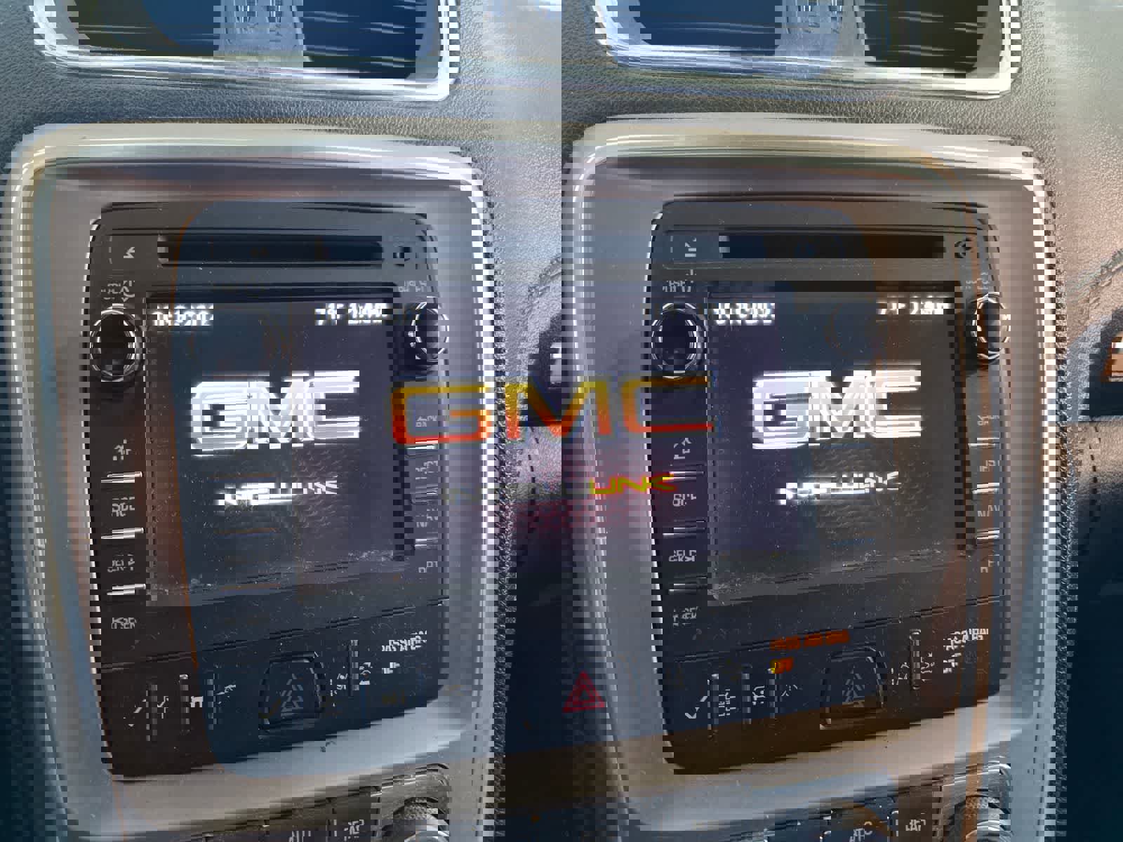 Used 2016 GMC Acadia Denali image 21