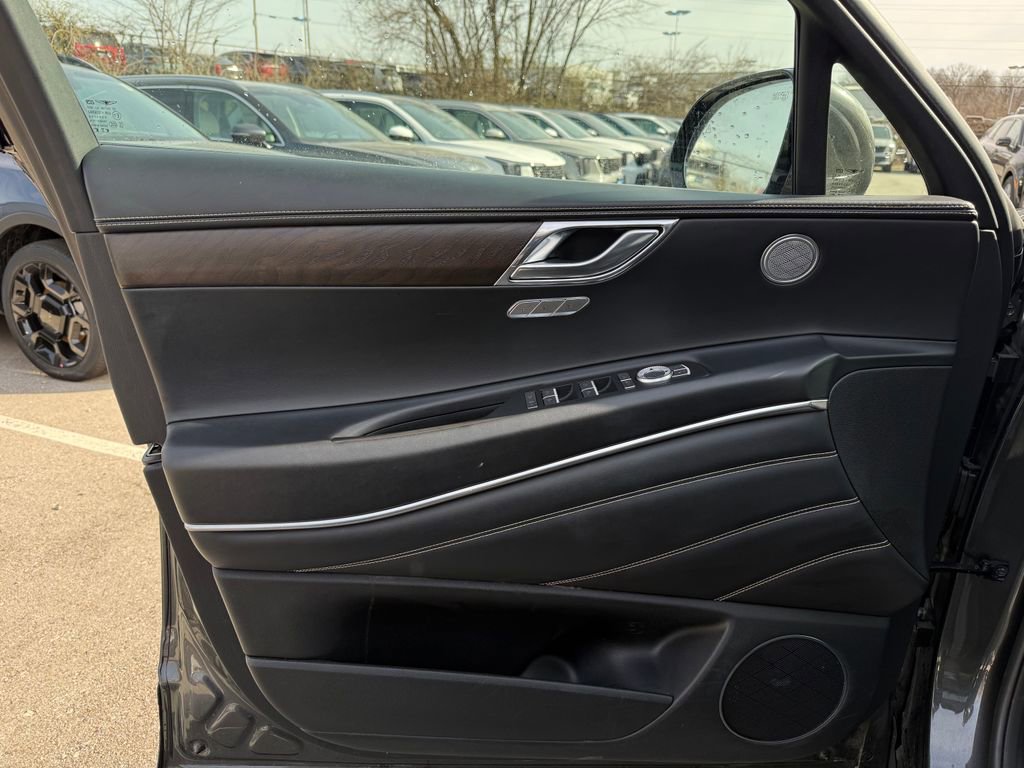 Used 2024 Genesis GV80 2.5T AWD/4WD image 6