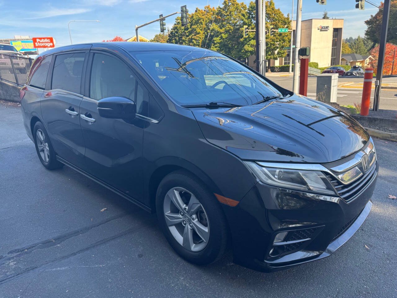 Used 2018 Honda Odyssey EX image 4