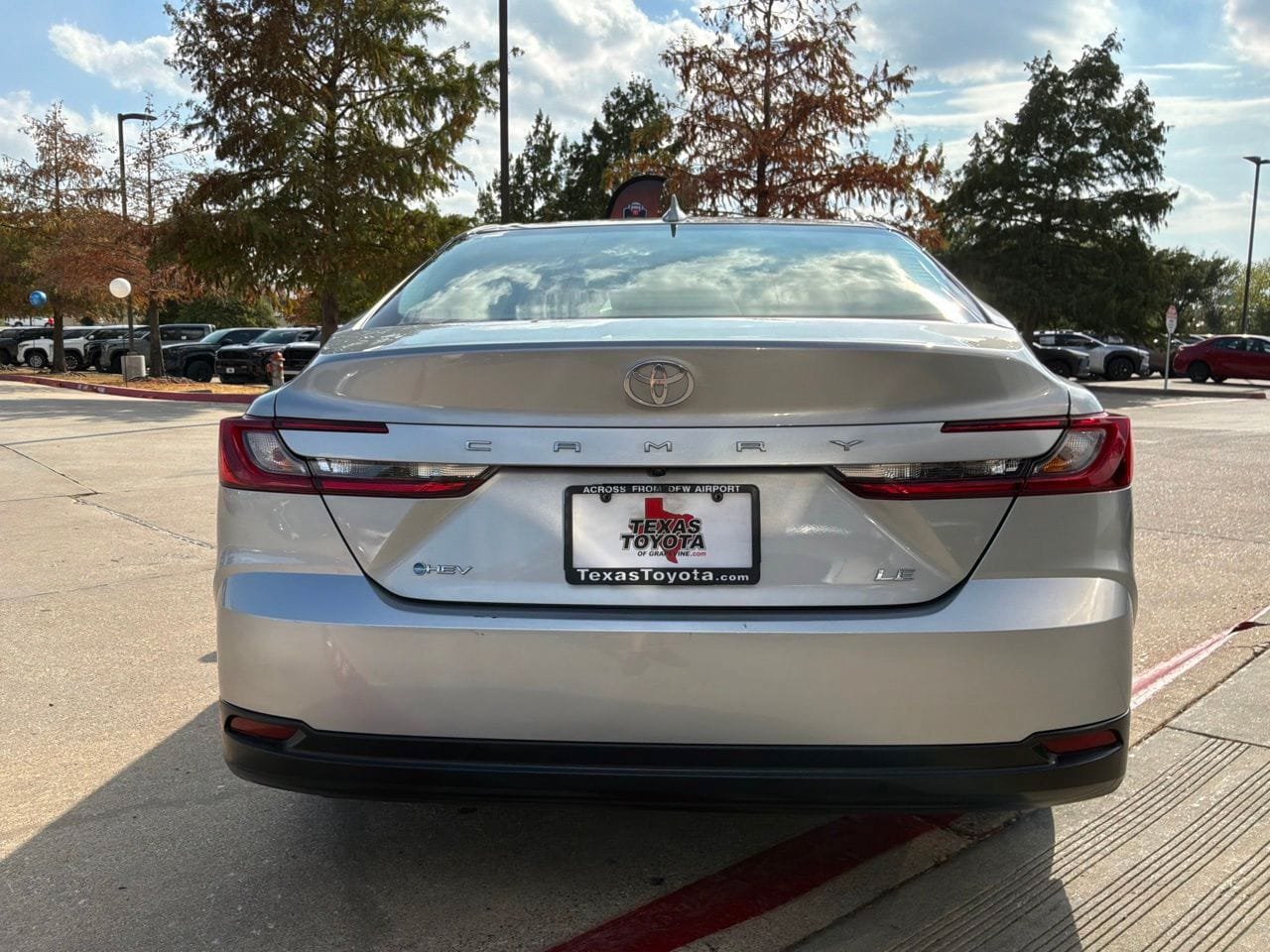 Used 2026 Toyota Camry LE FWD image 7