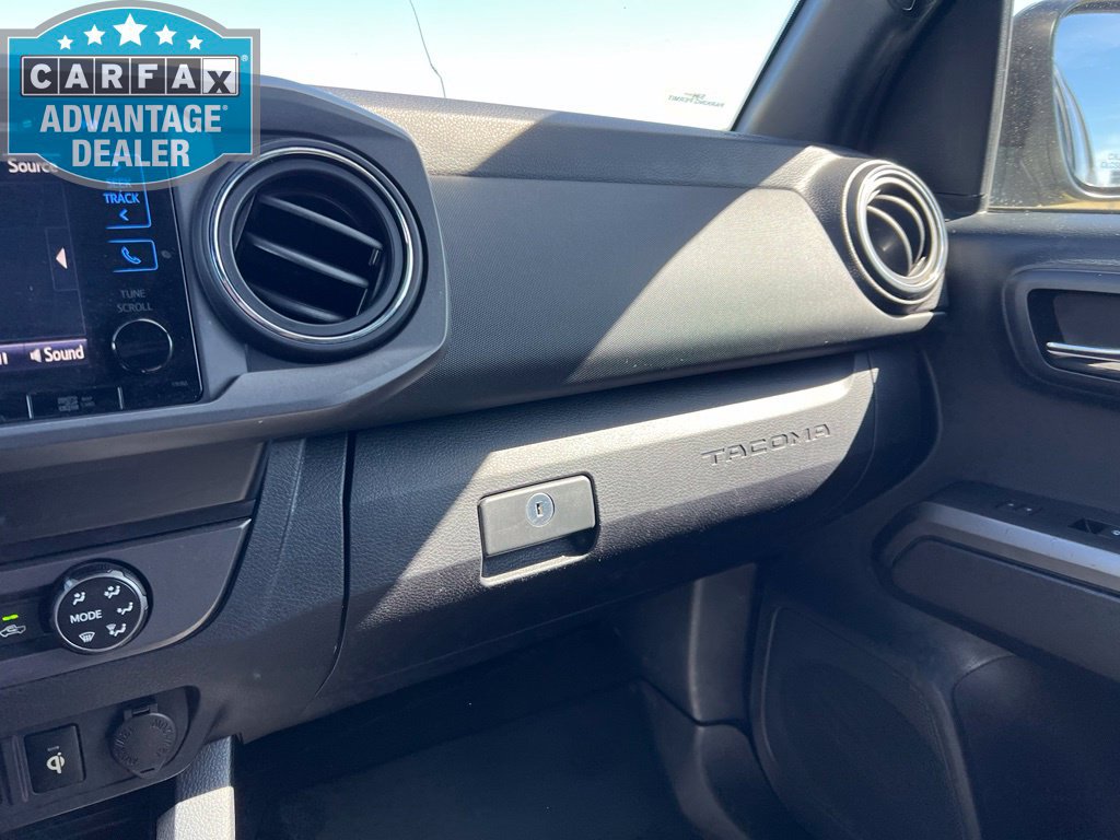 Used 2019 Toyota Tacoma TRD Off-Road w/ Exterior Package AWD/4WD image 17