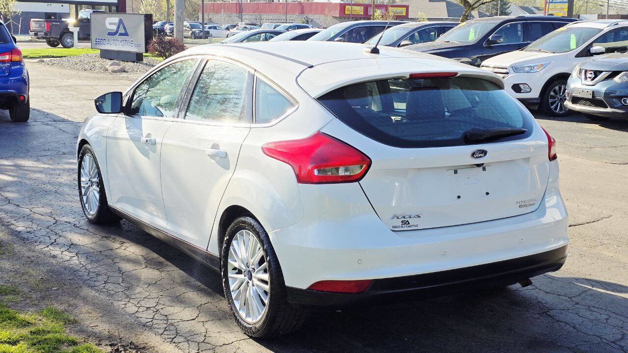 Used 2016 Ford Focus Titanium w/ Titanium Winter Package FWD image 5
