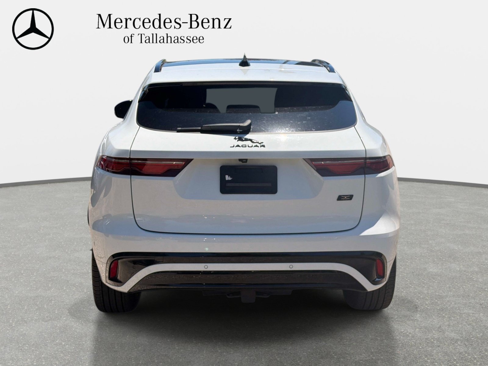 Used 2026 Jaguar F-PACE R-Dynamic S AWD/4WD image 6