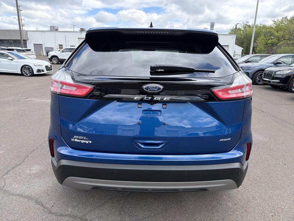 Used 2024 Ford Edge SEL w/ Convenience Package AWD/4WD image 5