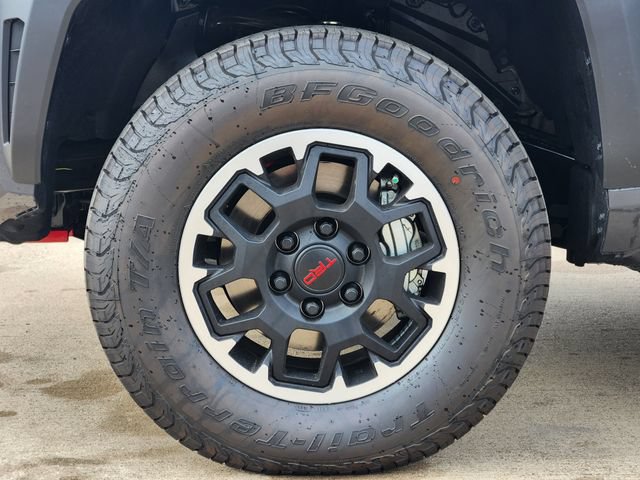 New 2026 Toyota Tacoma TRD Off-Road AWD/4WD image 9