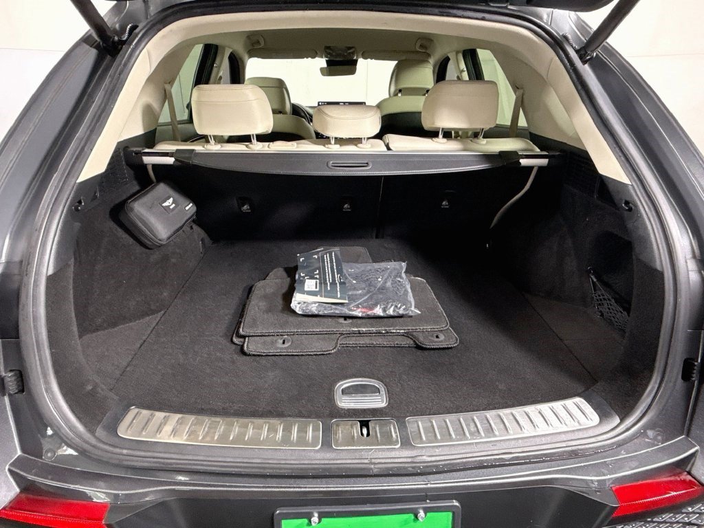 Used 2023 Genesis GV70 2.5T w/ Cargo Package AWD/4WD image 34