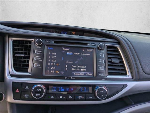 Used 2015 Toyota Highlander XLE image 15