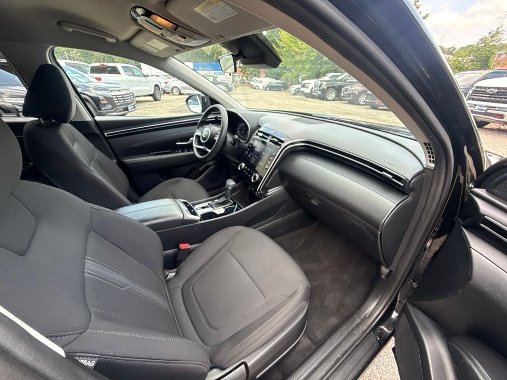 Certified 2023 Hyundai Tucson SEL AWD/4WD image 17