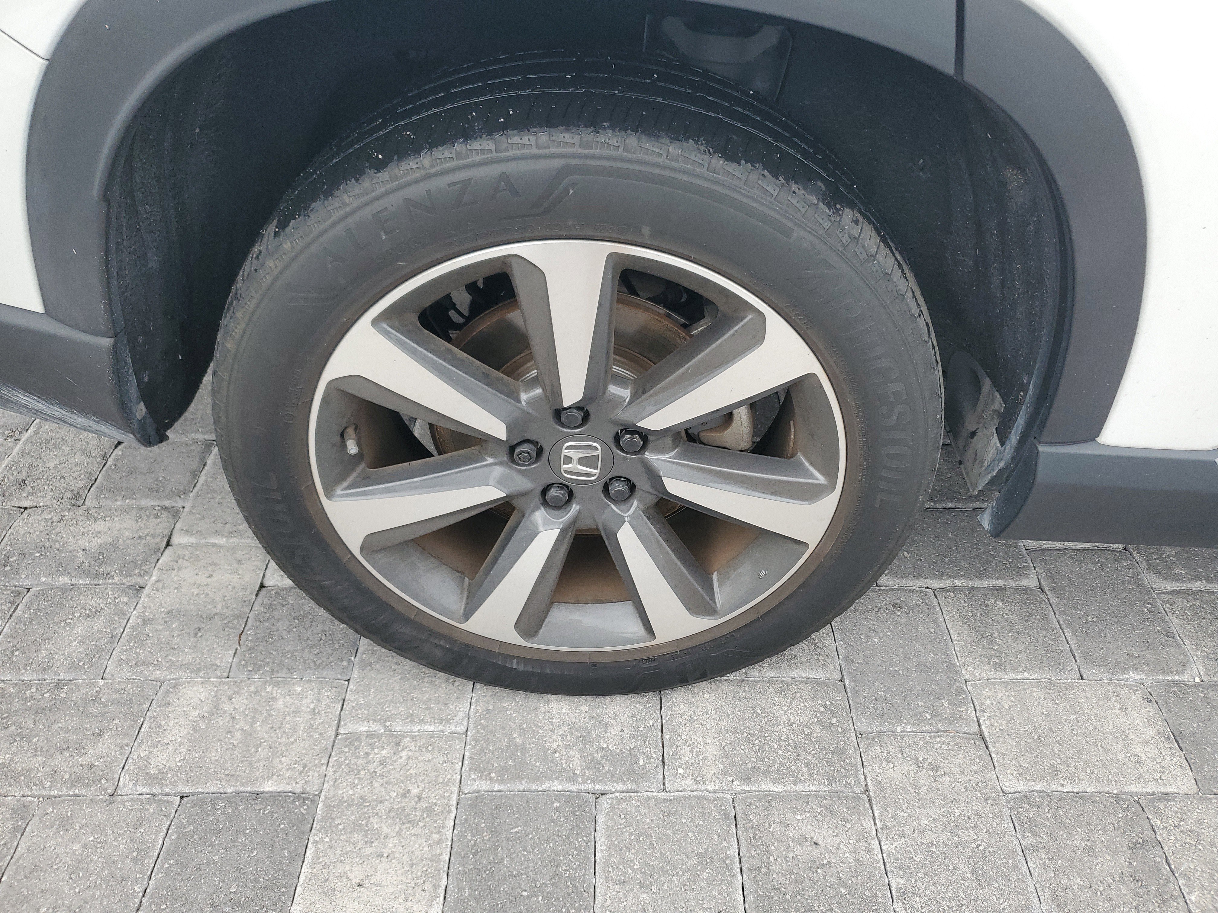 Used 2024 Honda Pilot Elite image 6