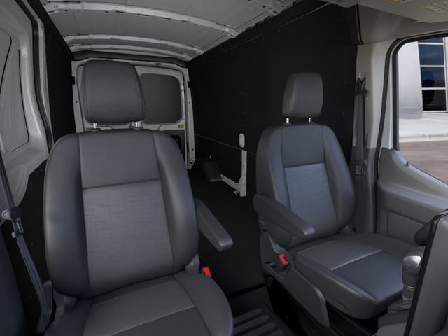 New 2026 Ford Transit 250 148 Medium Roof w/ Load Area Protection Package RWD image 10