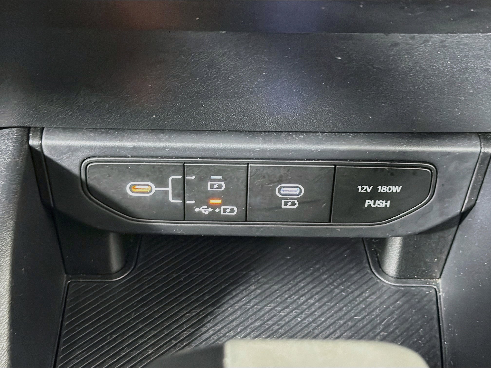 Used 2025 Kia K4 FWD image 26
