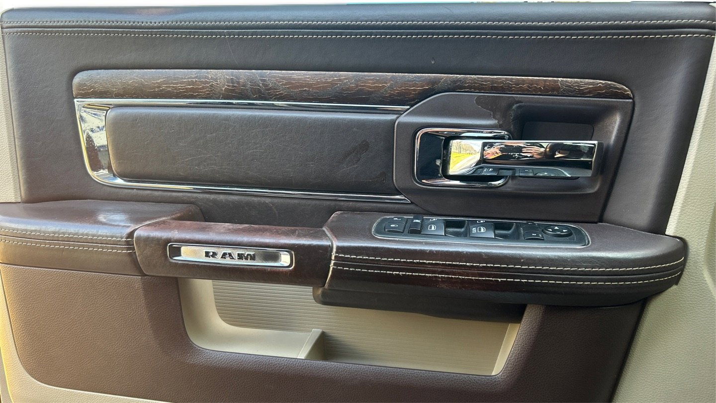 Used 2014 RAM 1500 Laramie Longhorn w/ Convenience Group image 43