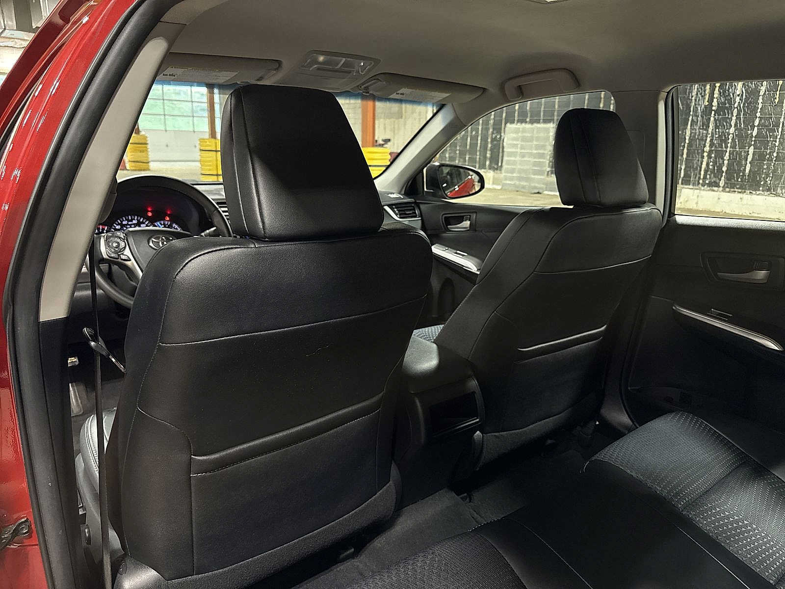 Used 2012 Toyota Camry SE FWD image 26