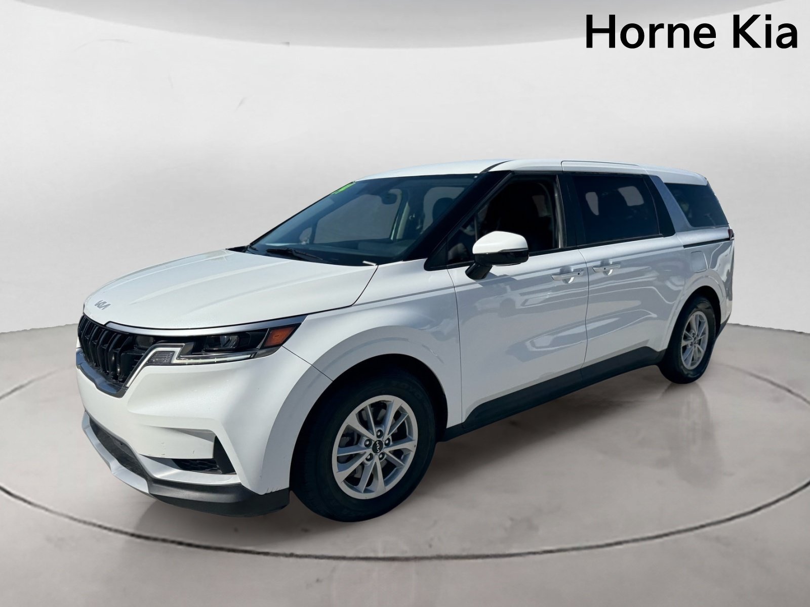 Certified 2024 Kia Carnival LX FWD image 7