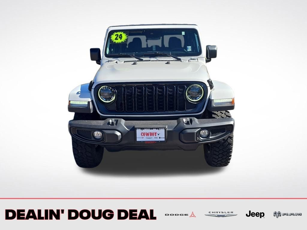 Used 2024 Jeep Gladiator Sport image 9