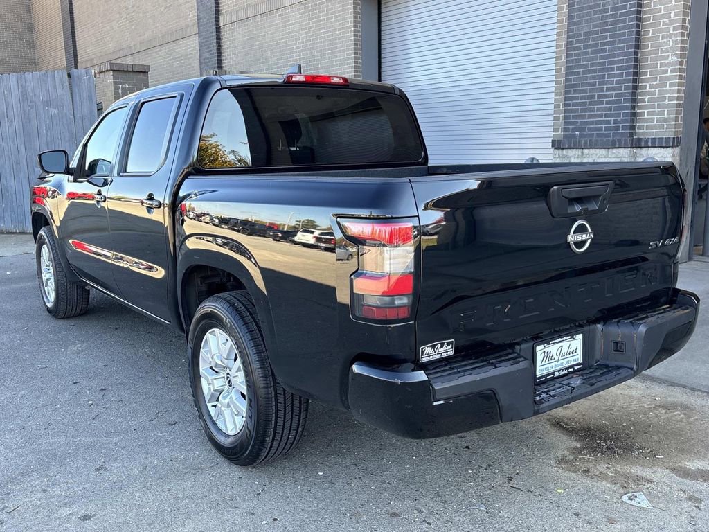 Used 2023 Nissan Frontier SV image 7