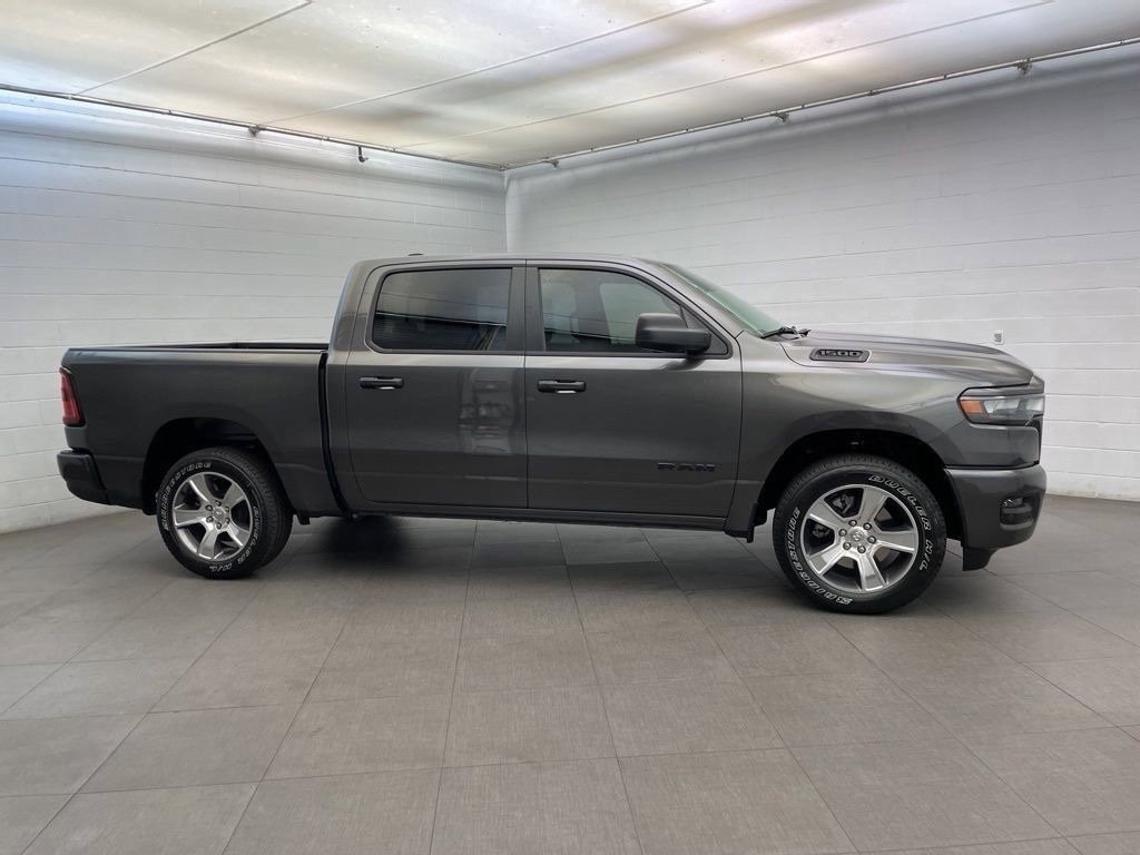 New 2026 RAM 1500 Express RWD image 2