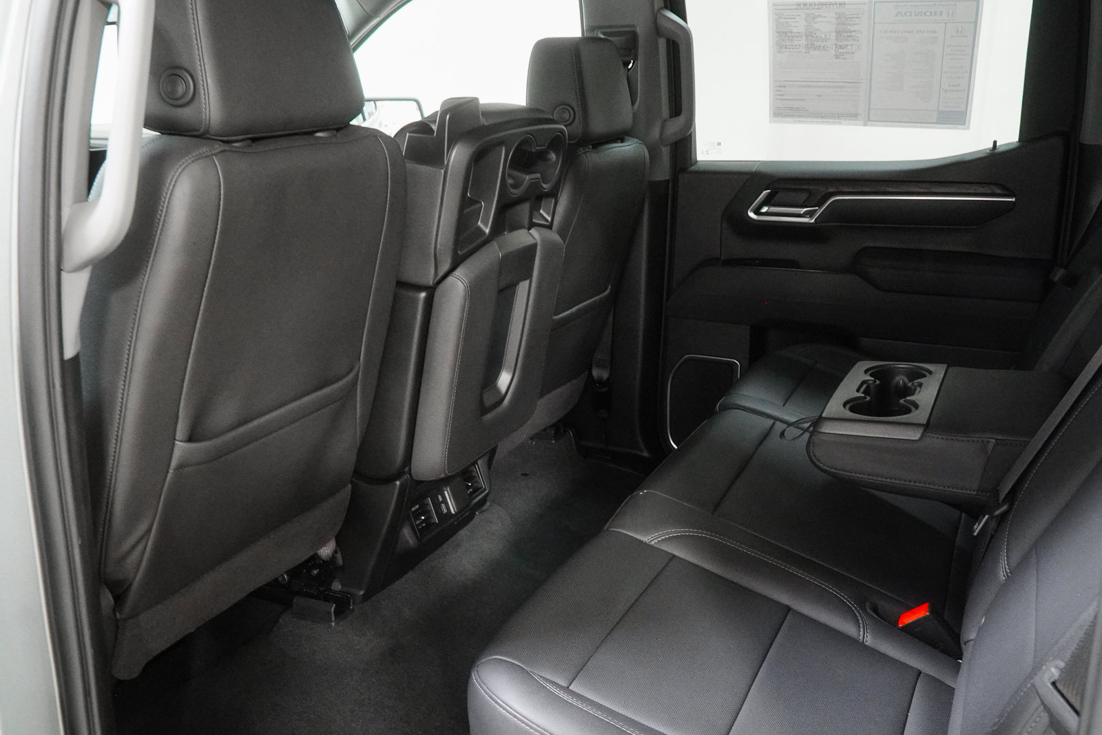 Used 2026 GMC Sierra 1500 SLT AWD/4WD image 45