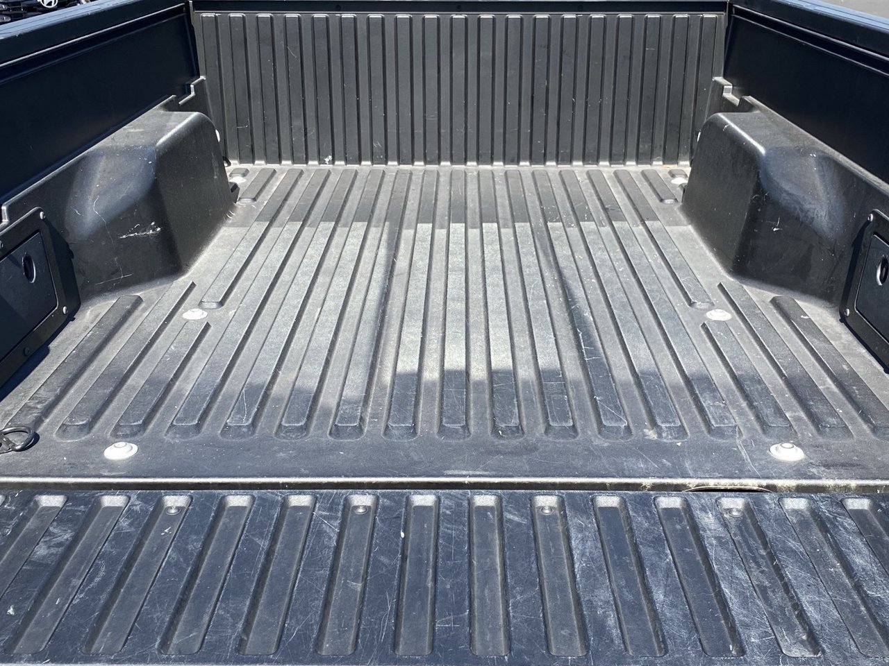 Used 2018 Toyota Tacoma SR w/ SR Convenience Package RWD image 13