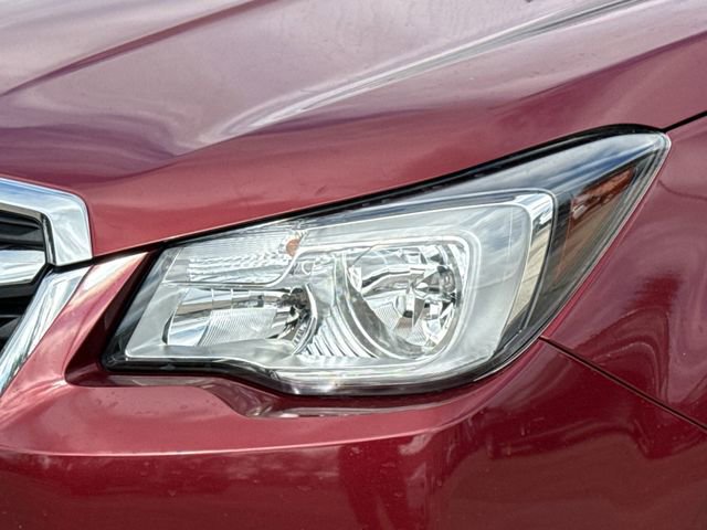 Used 2018 Subaru Forester 2.5i Premium w/ All-Weather Package image 4