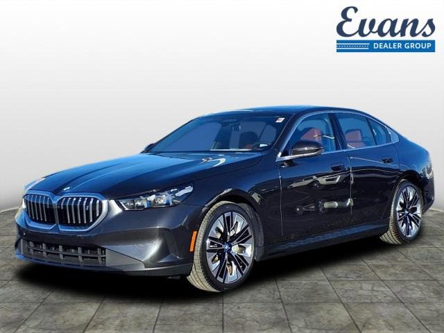 New 2025 BMW i5 xDrive40 w/ Premium Package
