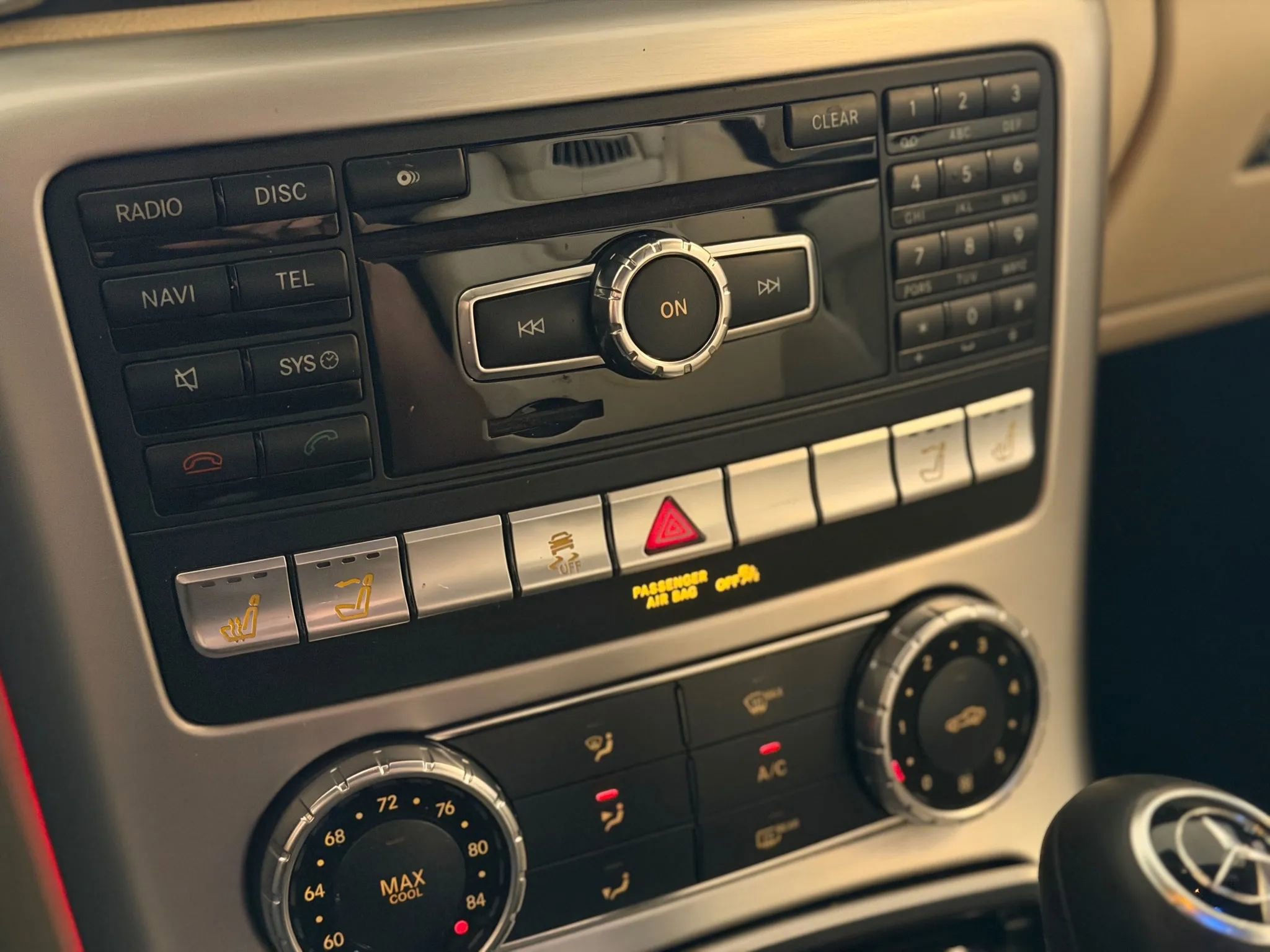 Used 2014 Mercedes-Benz SLK 250 w/ Sport Package image 32