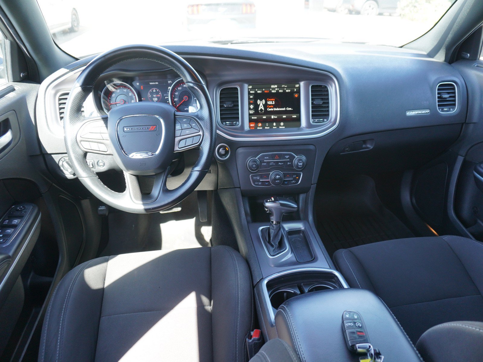 Used 2022 Dodge Charger R/T RWD image 2