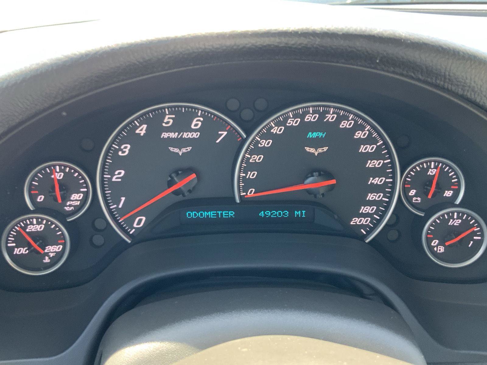 Used 2005 Chevrolet Corvette Coupe w/ Preferred Equipment Group RWD image 28