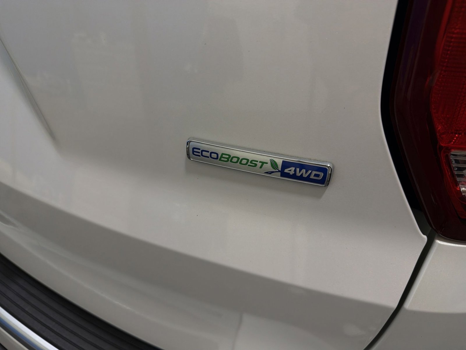 Used 2019 Ford Explorer Platinum AWD/4WD image 29