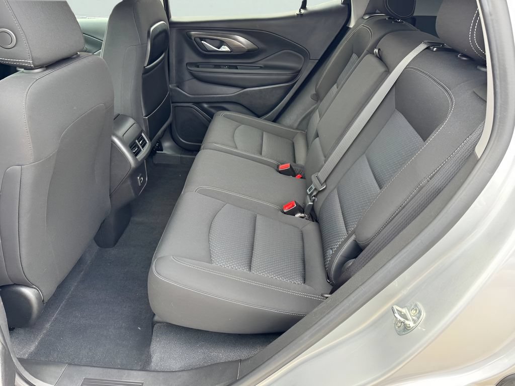 Used 2022 GMC Terrain SLE w/ Driver Convenience Package FWD image 15