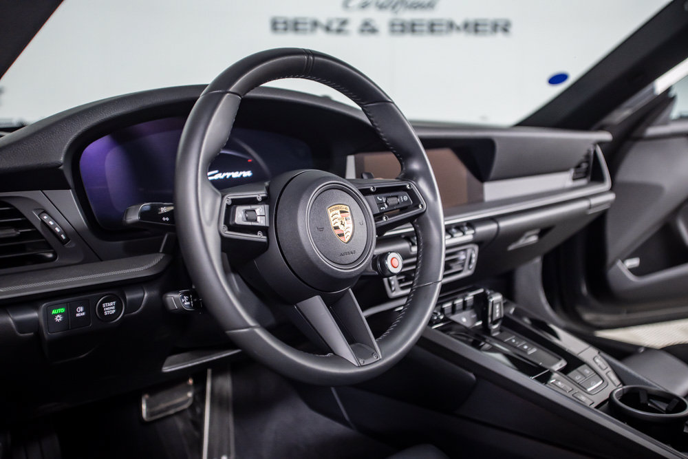 Used 2025 Porsche 911 Carrera RWD image 19