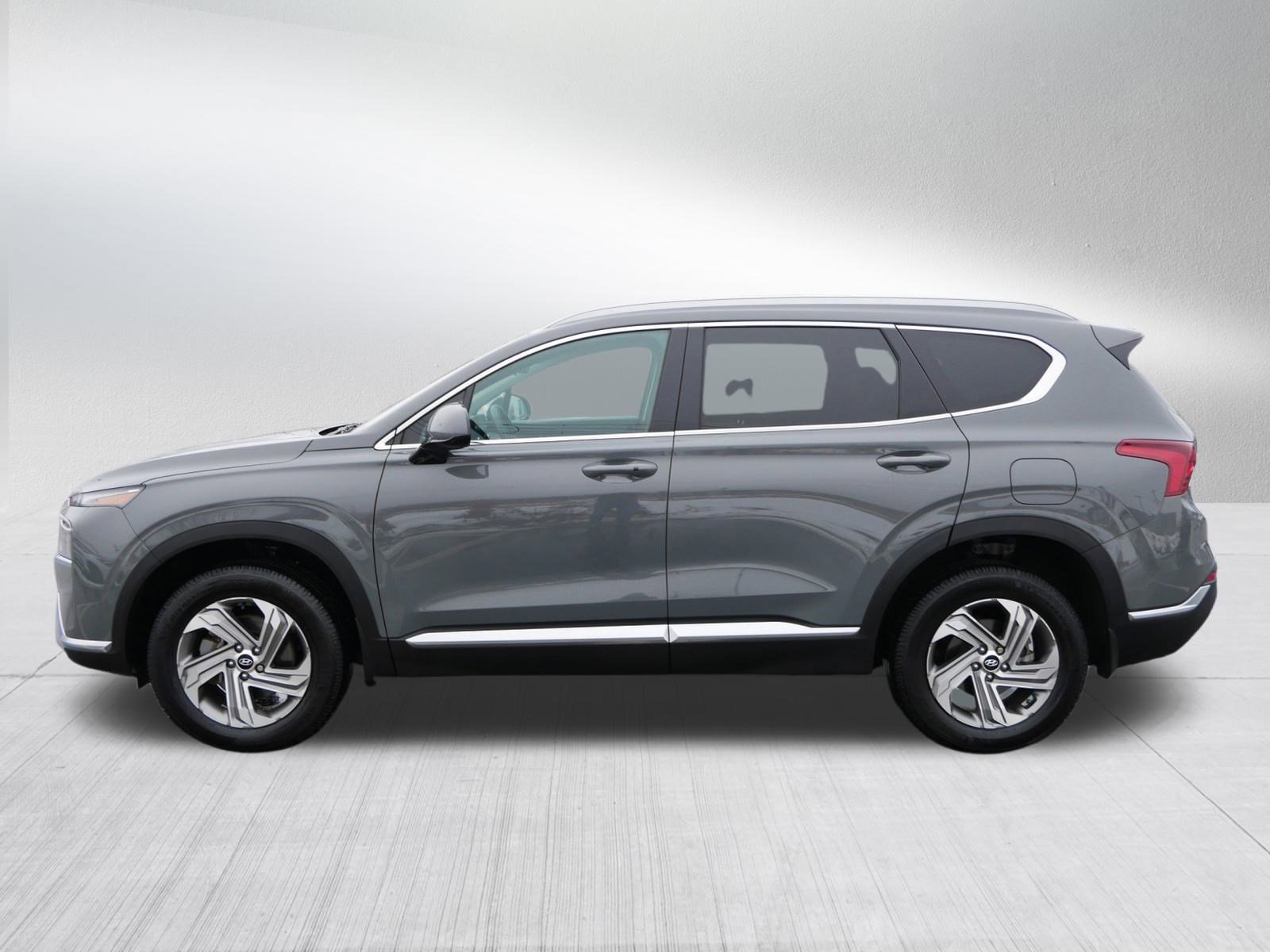 Used 2022 Hyundai Santa Fe SEL image 4
