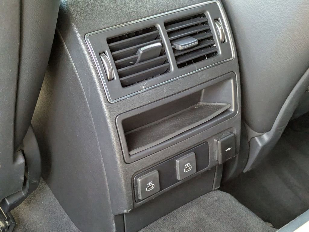 Used 2024 Jaguar F-PACE R-Dynamic S AWD/4WD image 26