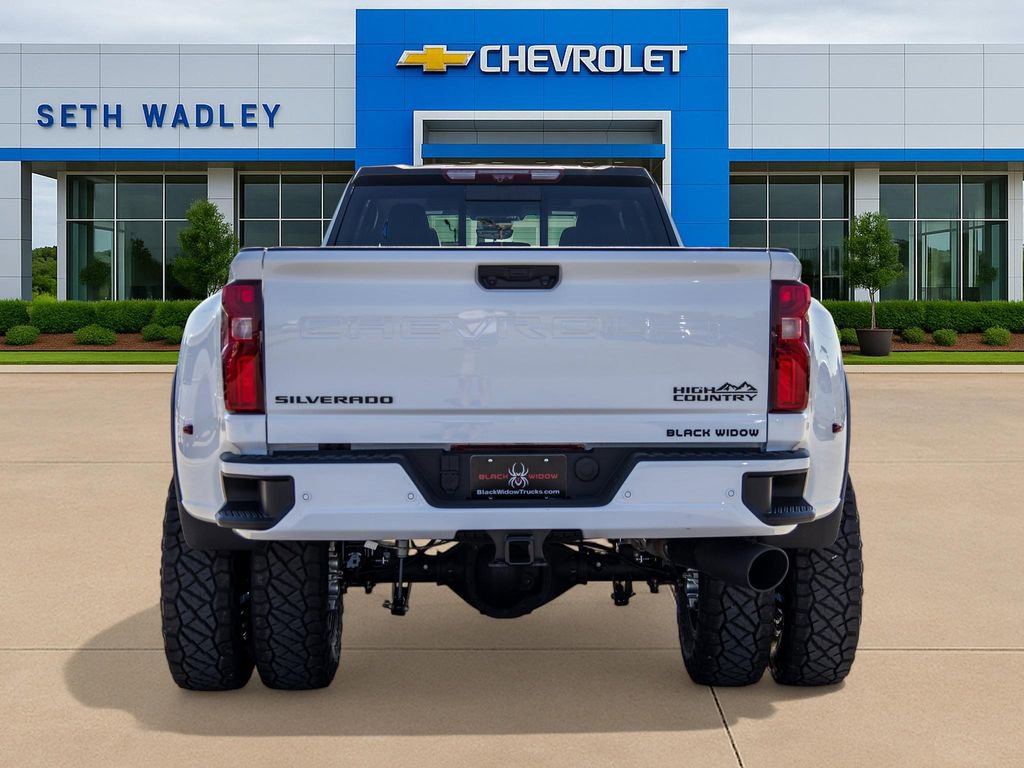 Used 2025 Chevrolet Silverado 3500 High Country w/ High Country Premium Package image 6