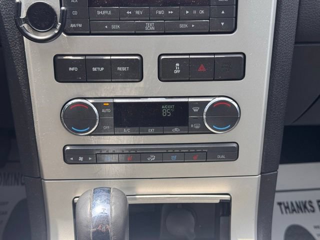 Used 2008 Lincoln MKX AWD image 19
