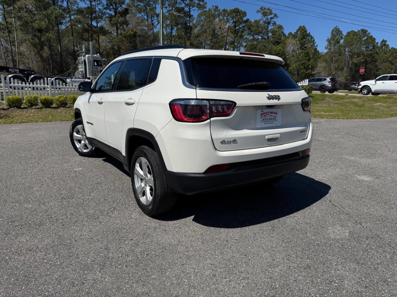 Used 2019 Jeep Compass Latitude image 34