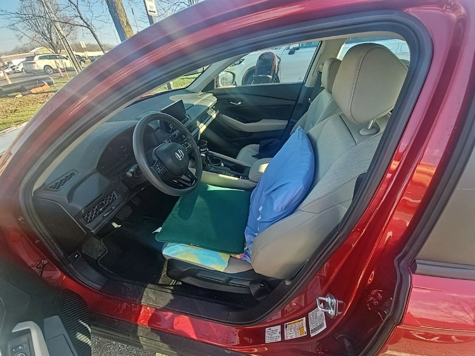 Certified 2024 Honda Accord LX image 6