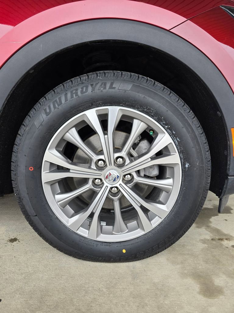 Used 2023 Buick Envision Preferred image 13