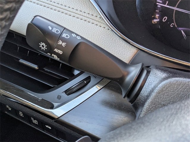 Used 2018 Toyota Avalon XLE Premium image 24