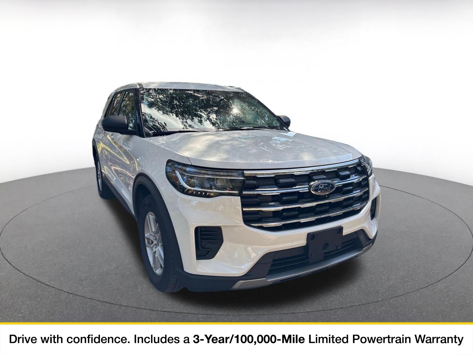 Used 2026 Ford Explorer Active RWD image 1