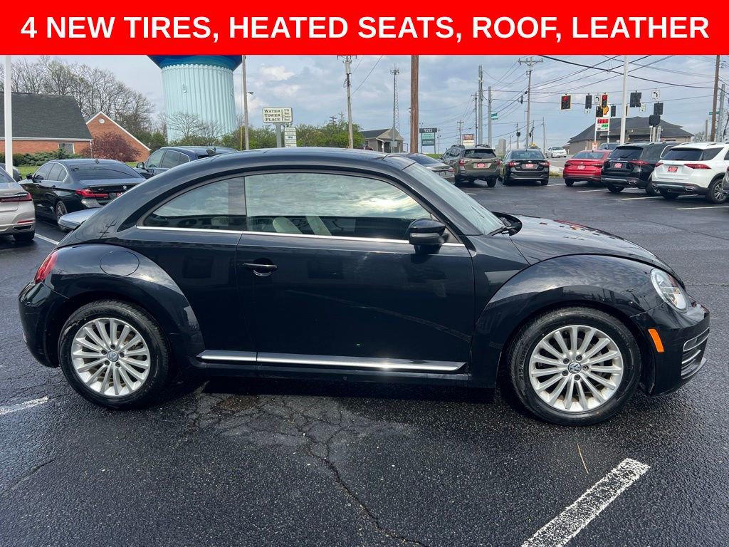 Used 2019 Volkswagen Beetle 2.0T SE FWD image 5