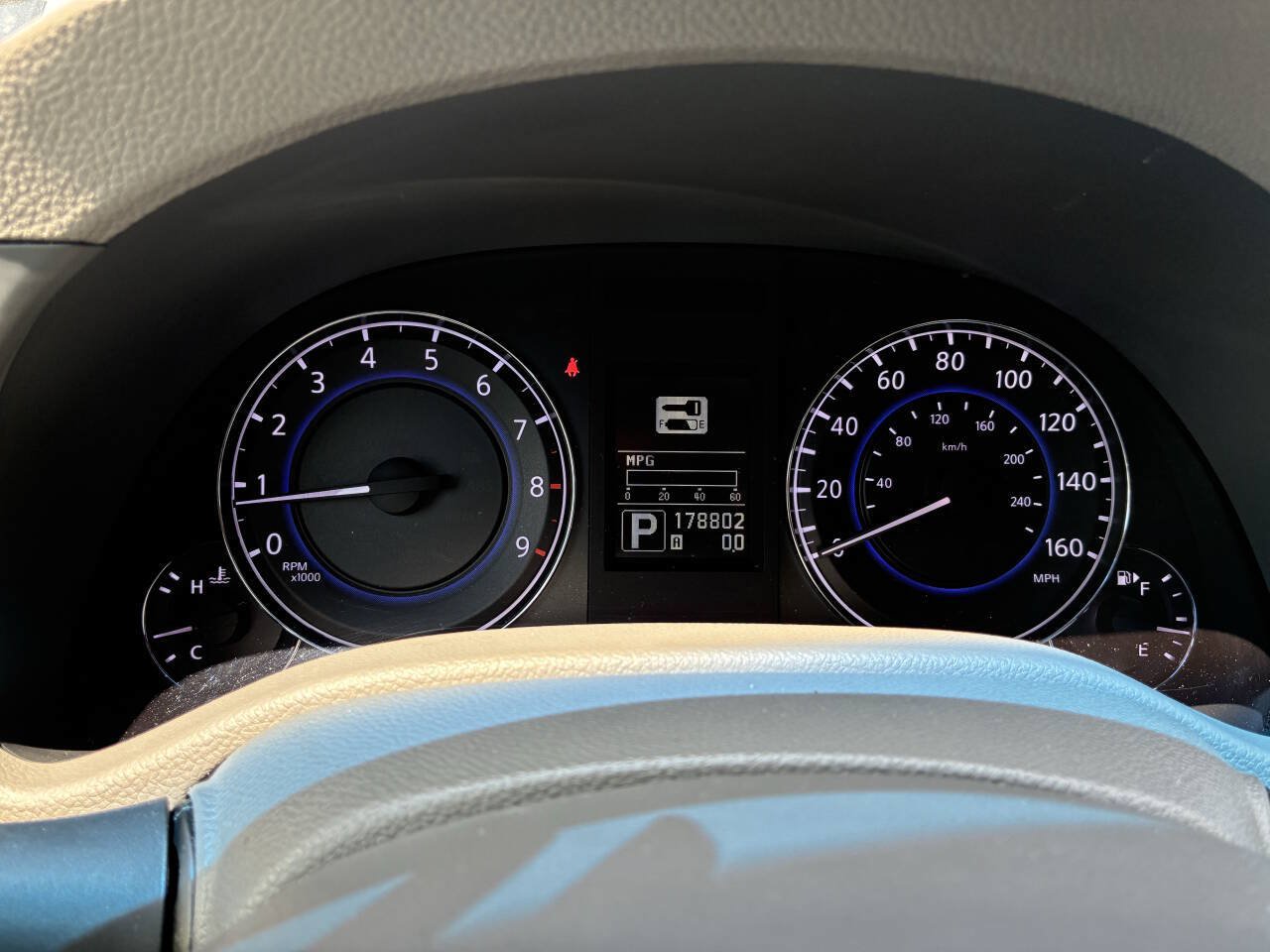 Used 2010 INFINITI G37 x Sedan w/ Premium Pkg AWD/4WD image 10