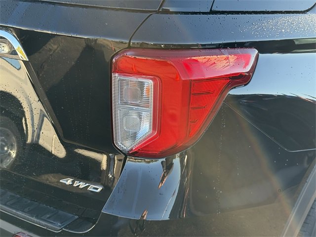 Certified 2022 Ford Explorer XLT w/ Equipment Group 202A image 31
