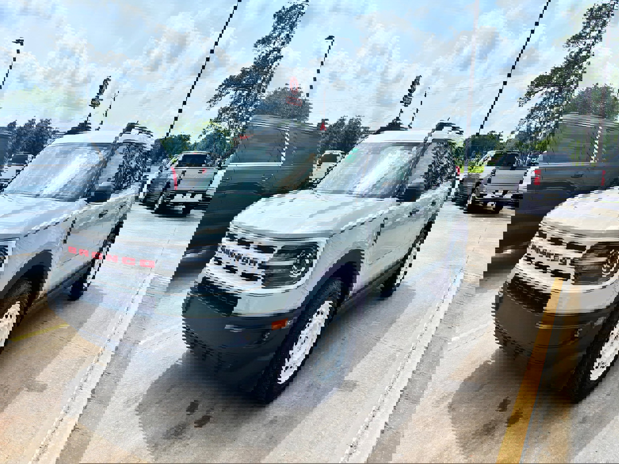 Used 2024 Ford Bronco Sport Heritage w/ Heritage Convenience Package image 1
