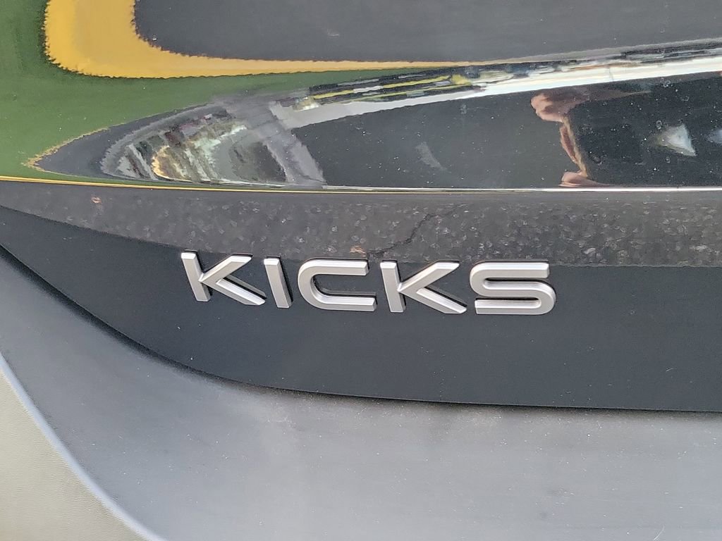 Certified 2025 Nissan Kicks SV image 23