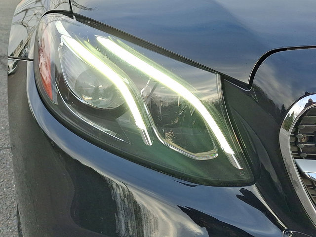 Used 2019 Mercedes-Benz E 450 4MATIC Cabriolet image 29