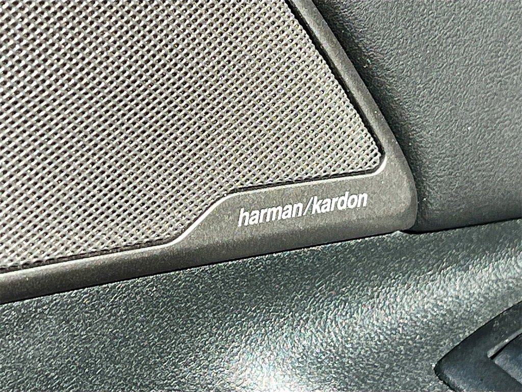 Used 2023 BMW 540i w/ M Sport Package image 19