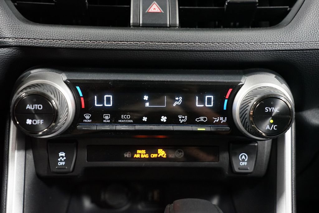 Certified 2025 Toyota RAV4 XLE AWD/4WD image 20